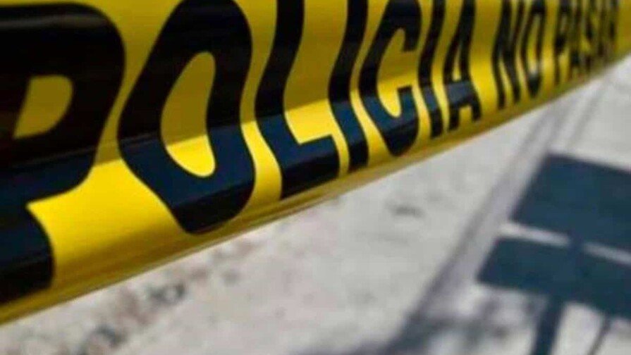 Hallan muertos a madre e hijo en un apartamento de Piantini; una joven permanece hospitalizada